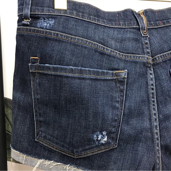 MARC BY MARC JACOBS Denim slouchy distressed shorts! - Picture 4 of 14